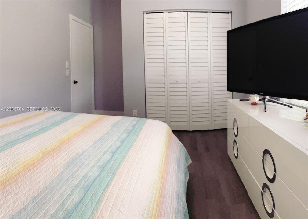 В аренду: $3,400 (3 спален, 2 ванн, 1769 Квадратных фут)