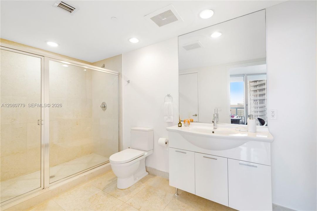 For Sale: $1,460,000 (2 beds, 2 baths, 1500 Square Feet)