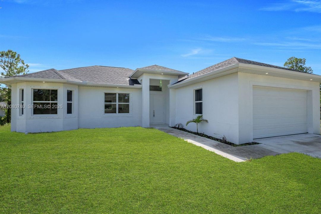 For Sale: $299,900 (3 beds, 2 baths, 1553 Square Feet)