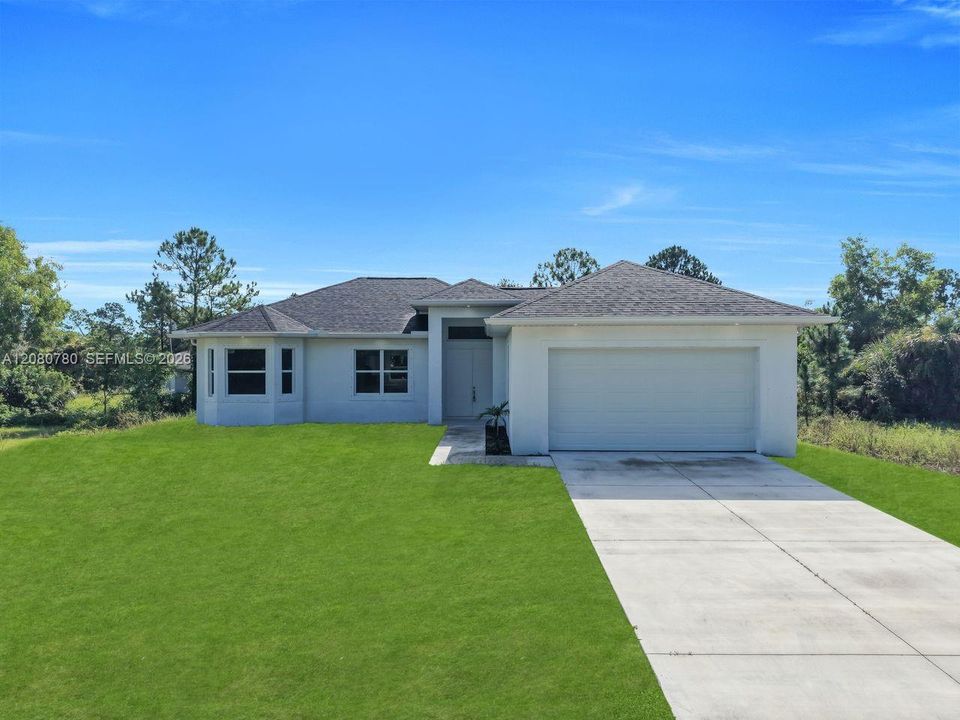 For Sale: $299,900 (3 beds, 2 baths, 1553 Square Feet)