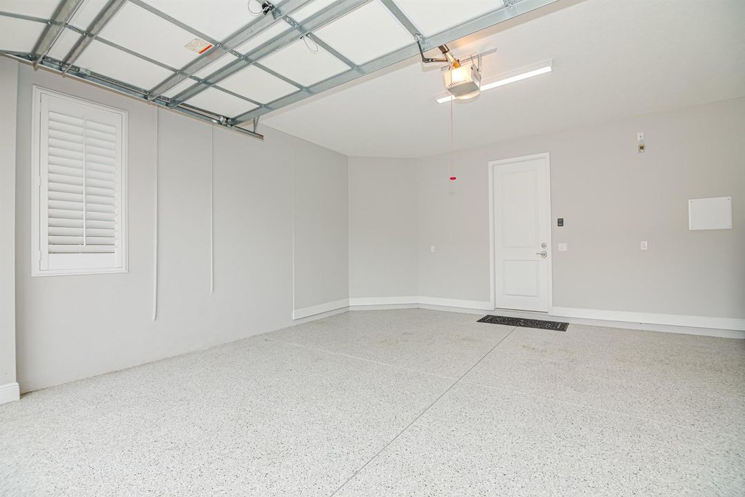44-Garage