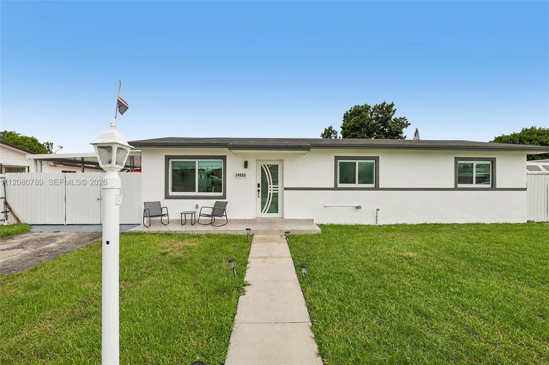 En Venta: $520,000 (3 camas, 2 baños, 1308 Pies cuadrados)