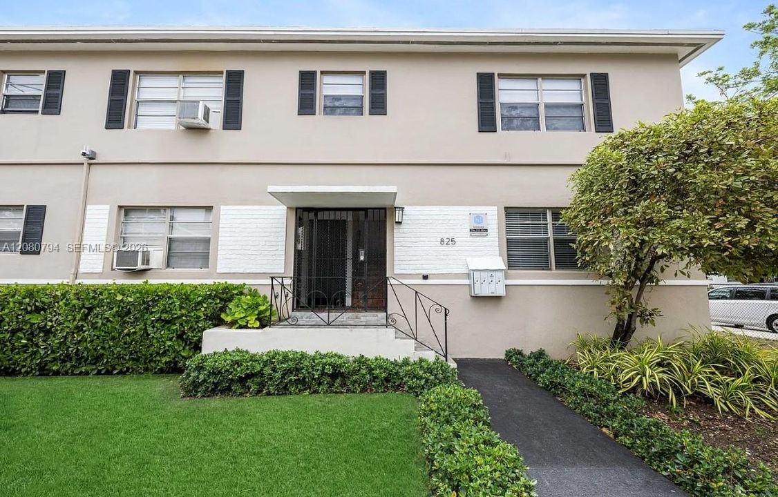 For Rent: $1,650 (1 beds, 1 baths, 7640 Square Feet)
