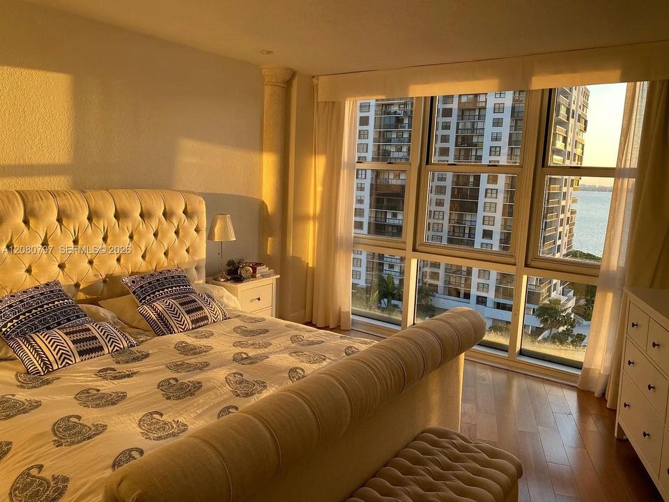 En Renta: $3,850 (1 camas, 1 baños, 1001 Pies cuadrados)