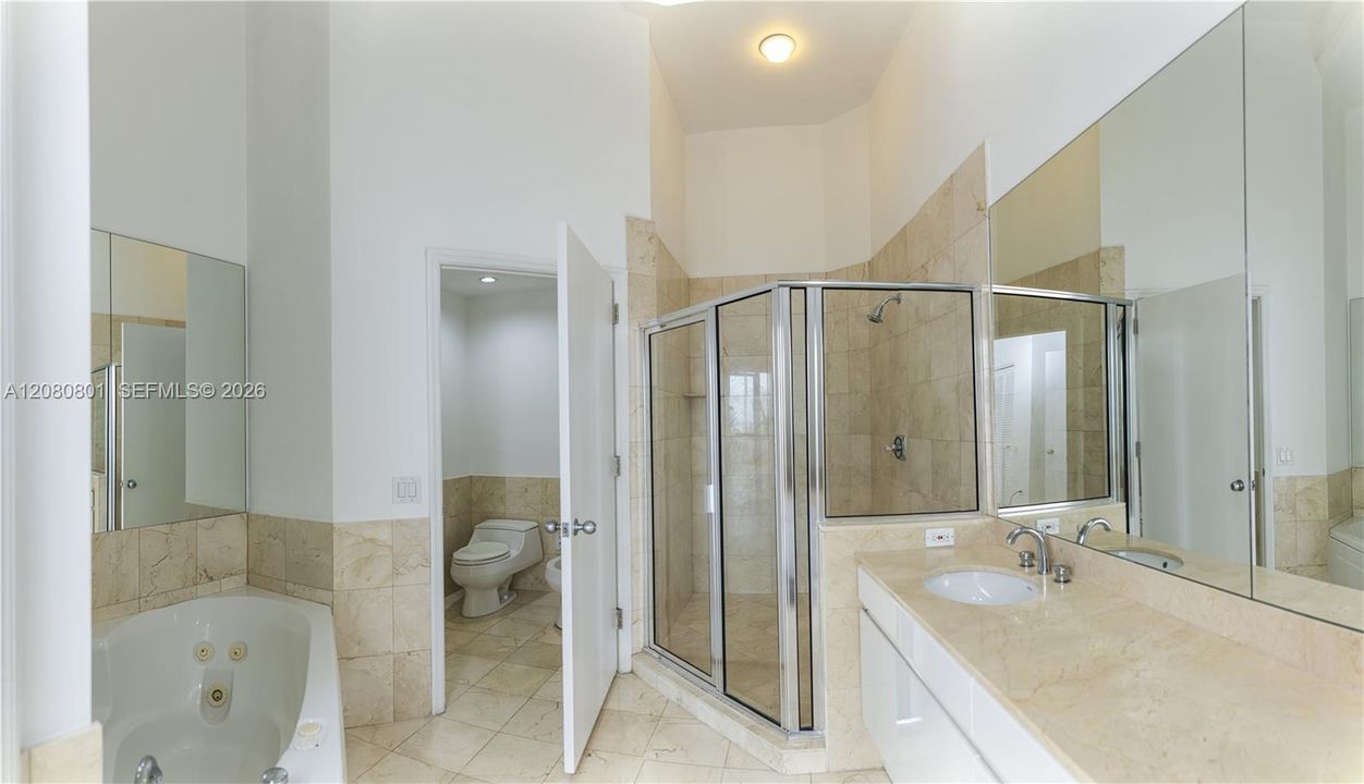 For Sale: $2,100,000 (3 beds, 3 baths, 2520 Square Feet)