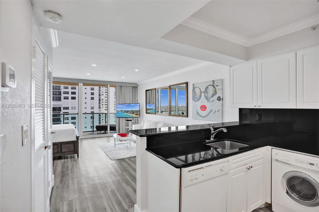 В аренду: $3,000 (0 спален, 1 ванн, 482 Квадратных фут)