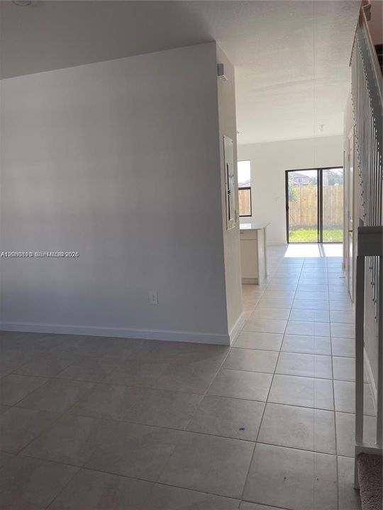 For Sale: $419,000 (3 beds, 2 baths, 1393 Square Feet)