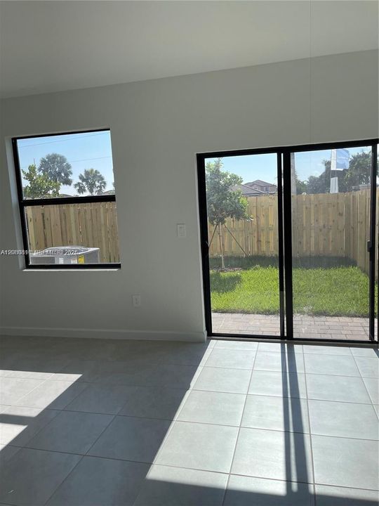 For Sale: $419,000 (3 beds, 2 baths, 1393 Square Feet)