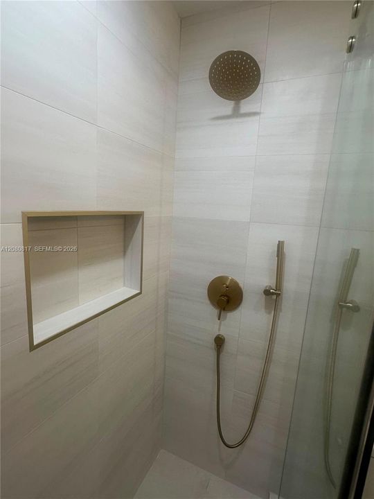 For Rent: $1,350 (1 beds, 1 baths, 0 Square Feet)