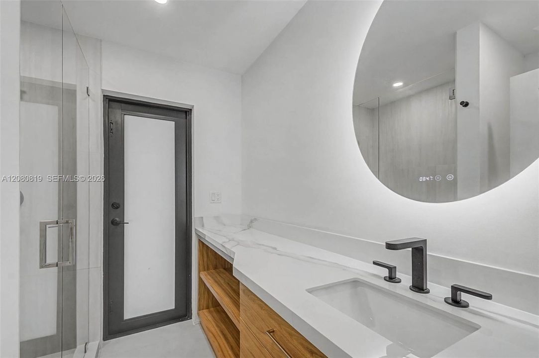 En Venta: $2,900,000 (5 camas, 4 baños, 3862 Pies cuadrados)