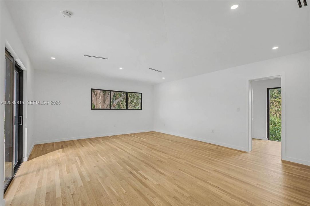 En Venta: $2,900,000 (5 camas, 4 baños, 3862 Pies cuadrados)