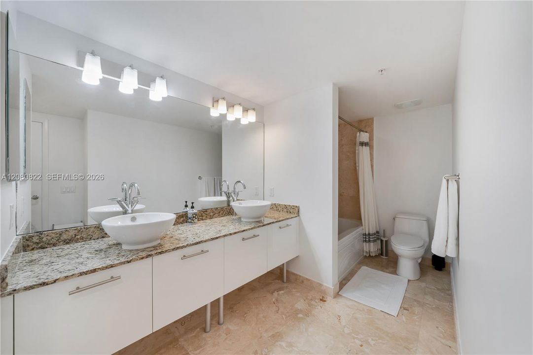 На продажу: $645,000 (2 спален, 2 ванн, 1510 Квадратных фут)