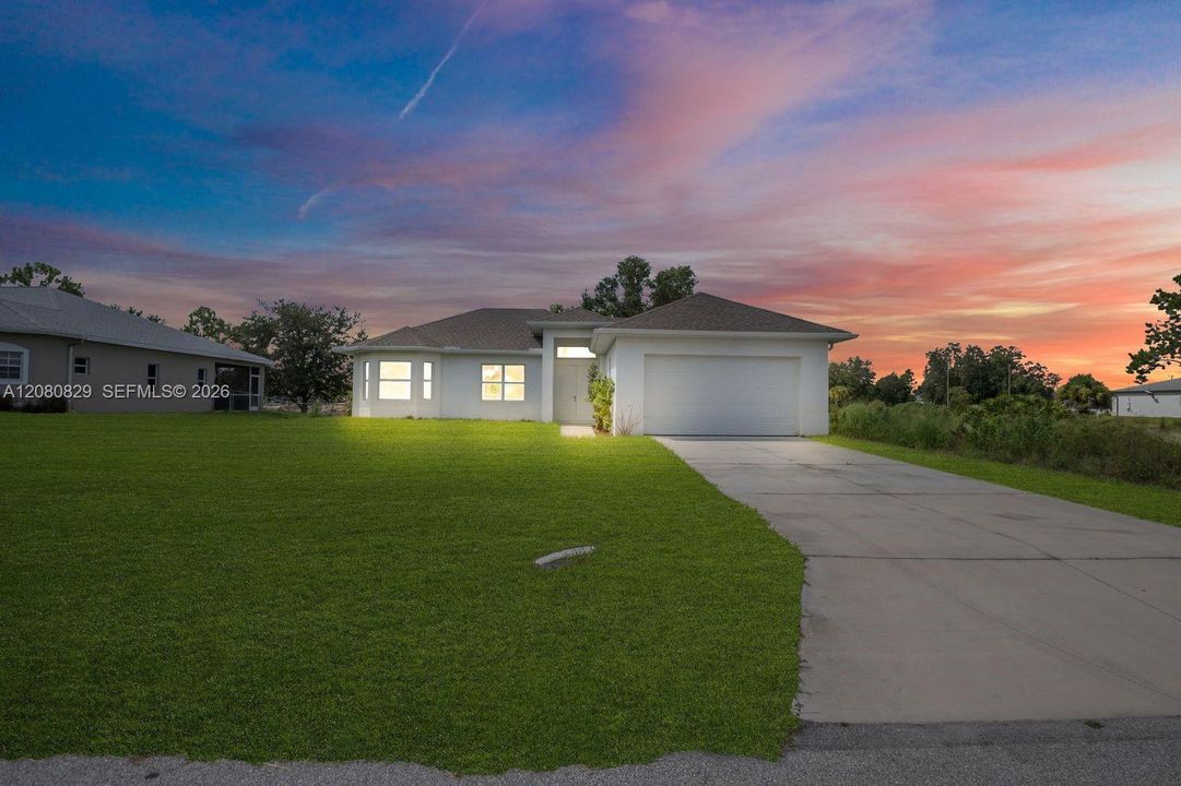 For Sale: $299,900 (3 beds, 2 baths, 0 Square Feet)