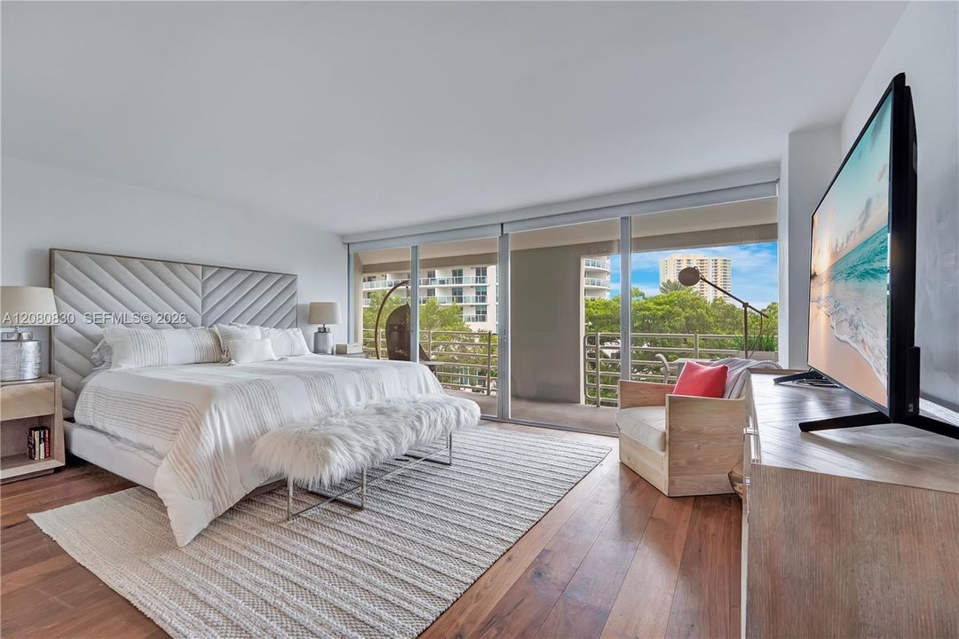 En Venta: $1,250,000 (2 camas, 2 baños, 1666 Pies cuadrados)