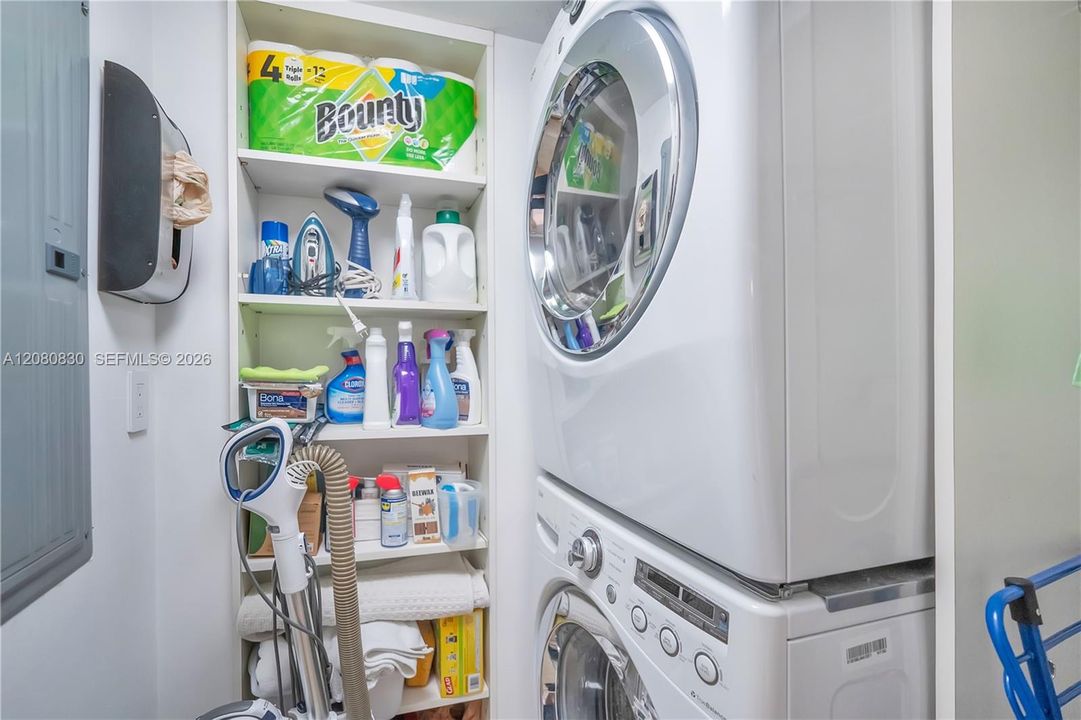En Venta: $1,250,000 (2 camas, 2 baños, 1666 Pies cuadrados)
