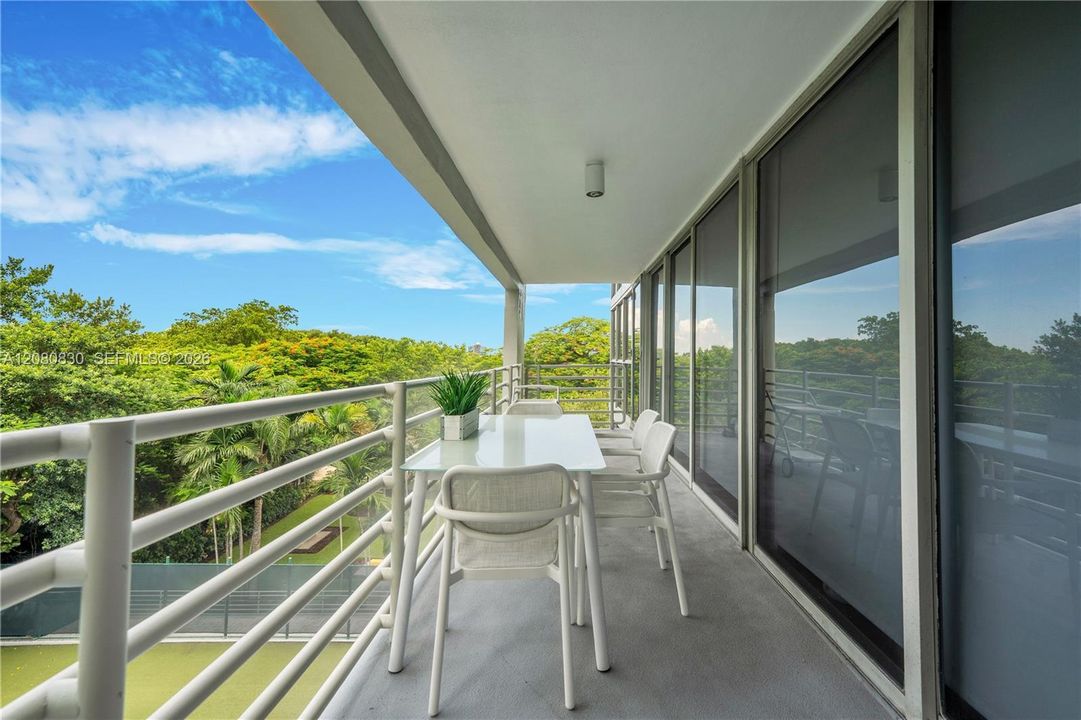 En Venta: $1,250,000 (2 camas, 2 baños, 1666 Pies cuadrados)