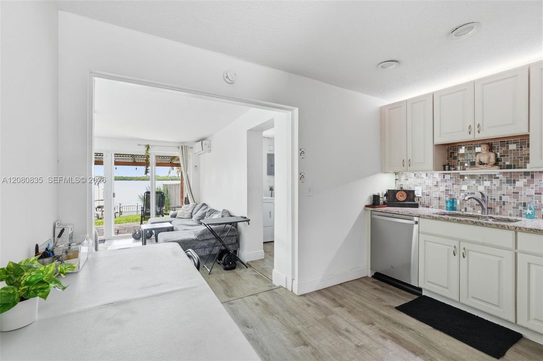 En Venta: $469,000 (2 camas, 1 baños, 1007 Pies cuadrados)