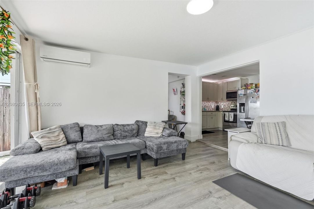 En Venta: $469,000 (2 camas, 1 baños, 1007 Pies cuadrados)