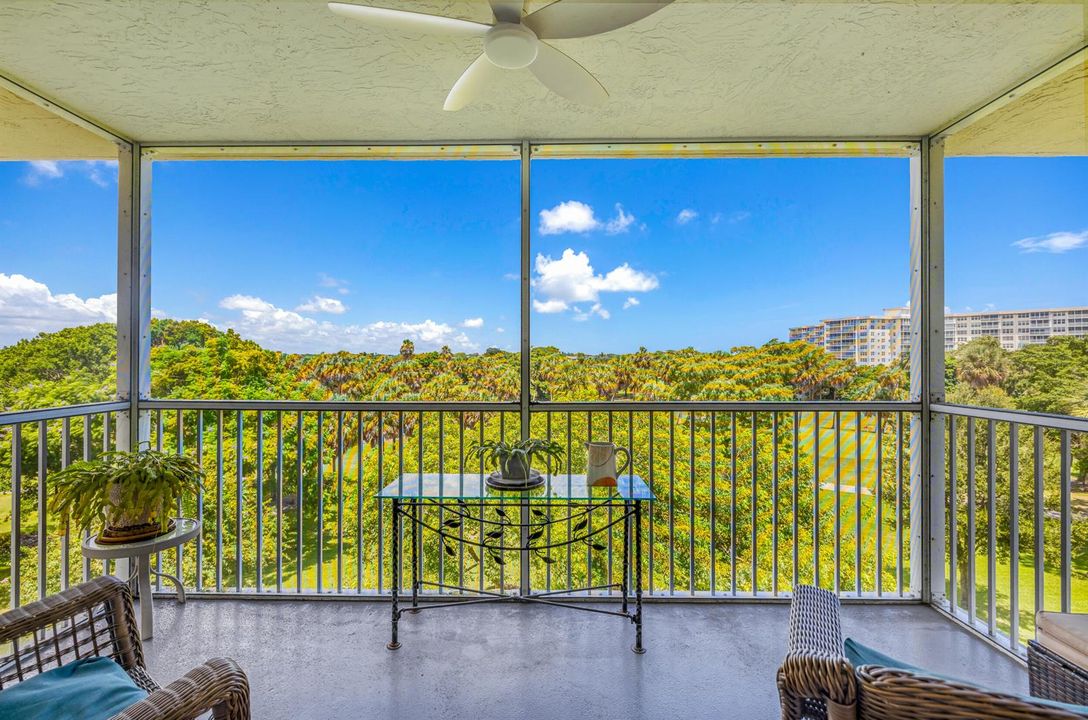 3960 Oaks Clubhouse Dr-Pompano Beach-Nat