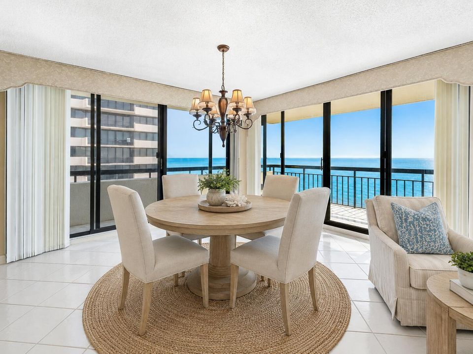 ocean-house-401-living-room-ocean-view