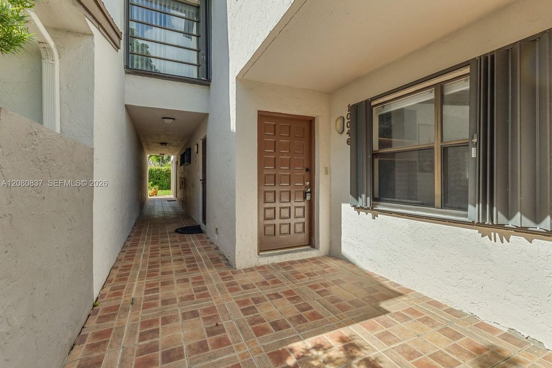 En Venta: $470,000 (2 camas, 2 baños, 1422 Pies cuadrados)
