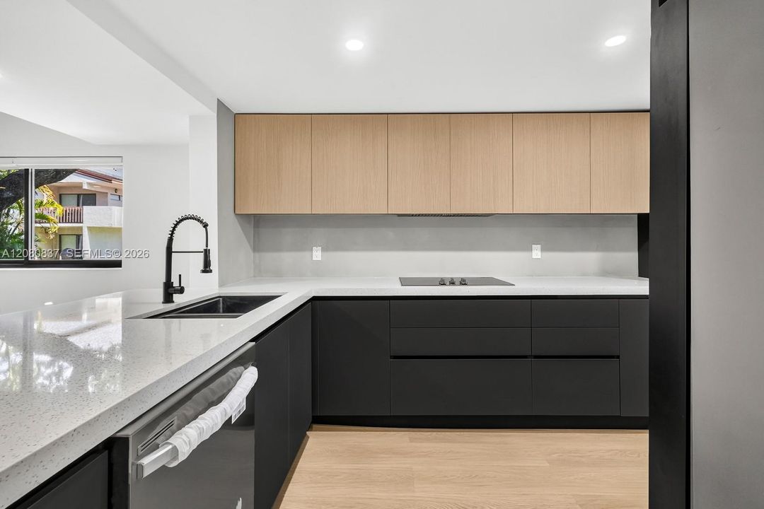 En Venta: $470,000 (2 camas, 2 baños, 1422 Pies cuadrados)