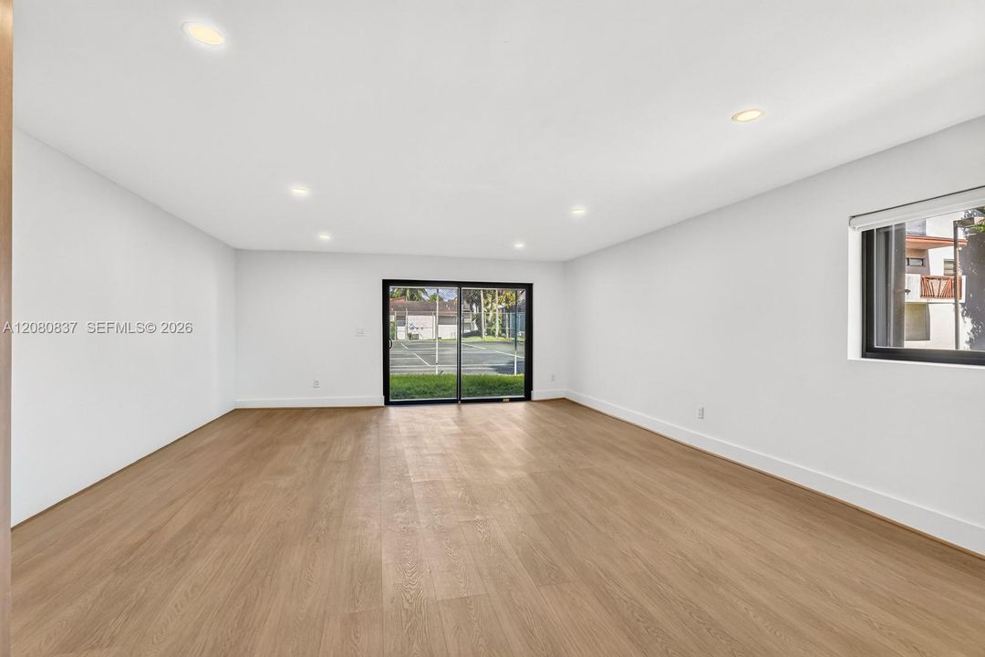 En Venta: $470,000 (2 camas, 2 baños, 1422 Pies cuadrados)