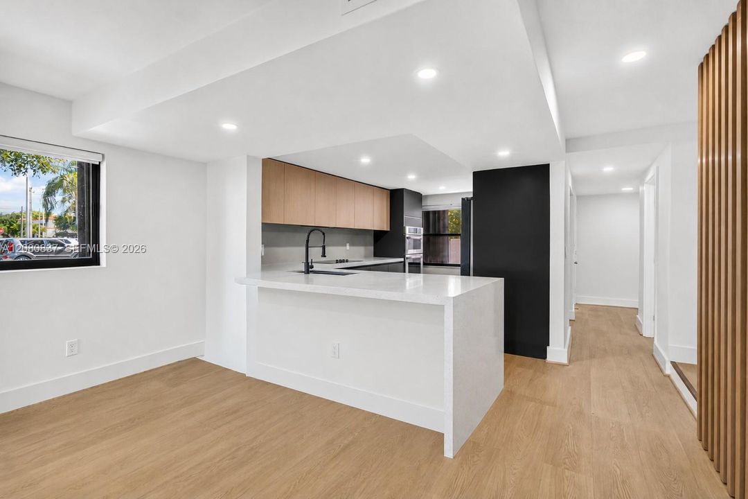 En Venta: $470,000 (2 camas, 2 baños, 1422 Pies cuadrados)