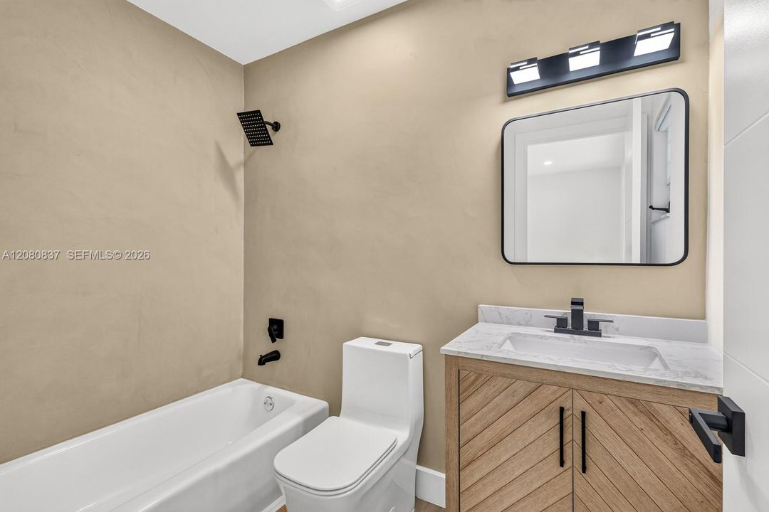 En Venta: $470,000 (2 camas, 2 baños, 1422 Pies cuadrados)