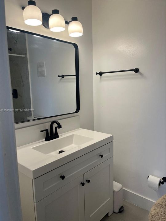 For Sale: $399,000 (2 beds, 2 baths, 1284 Square Feet)