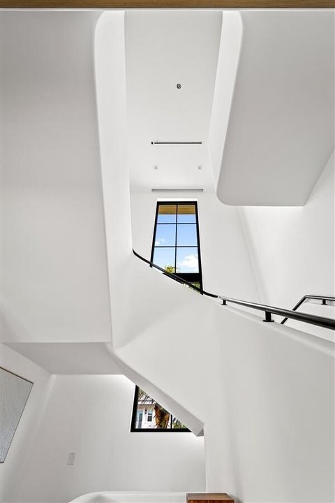 dash_STAIRS_VERTICAL_DETAIL