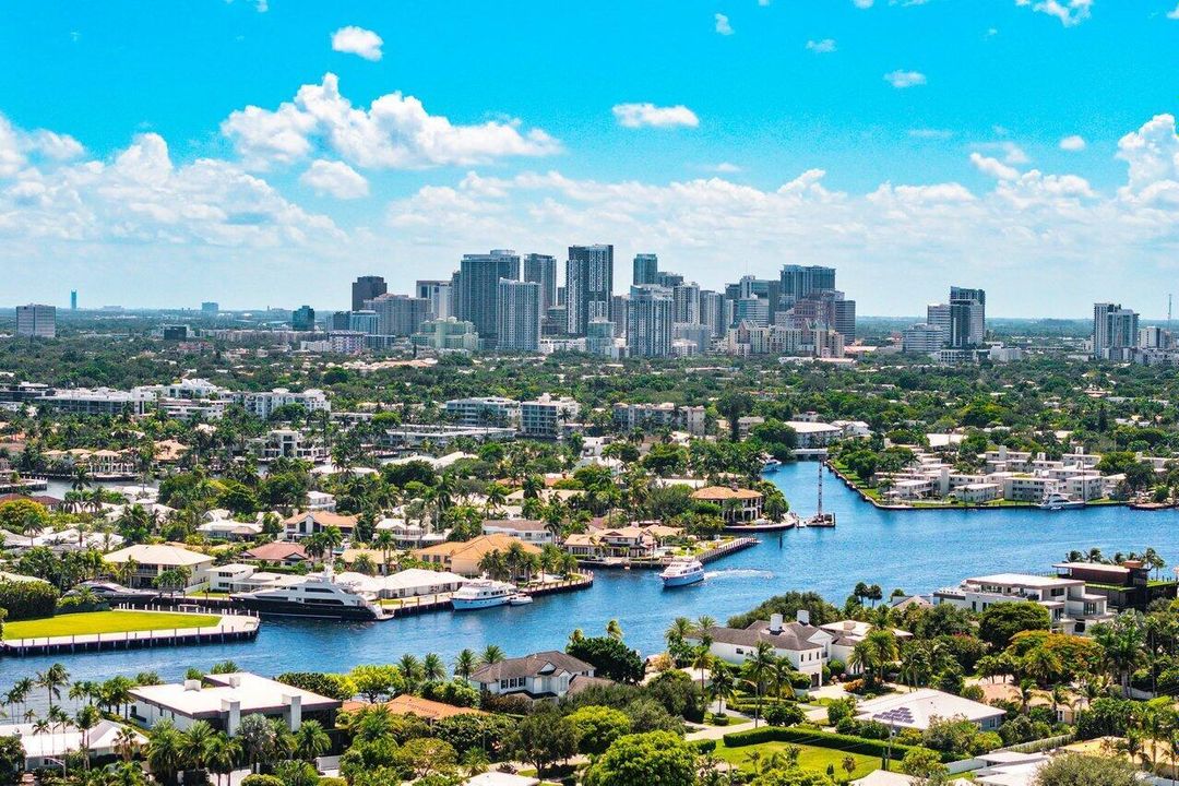 055-2601Northeast8thStreet-FortLauderdal