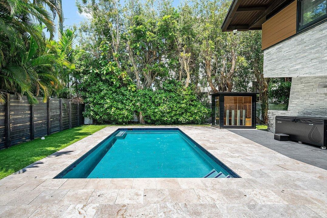 041-2601Northeast8thStreet-FortLauderdal