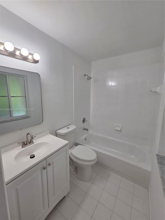 For Sale: $385,000 (3 beds, 2 baths, 1050 Square Feet)