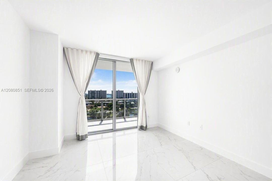 En Venta: $1,720,000 (3 camas, 3 baños, 1892 Pies cuadrados)