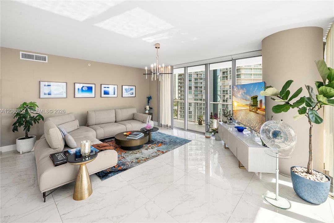 En Venta: $1,720,000 (3 camas, 3 baños, 1892 Pies cuadrados)