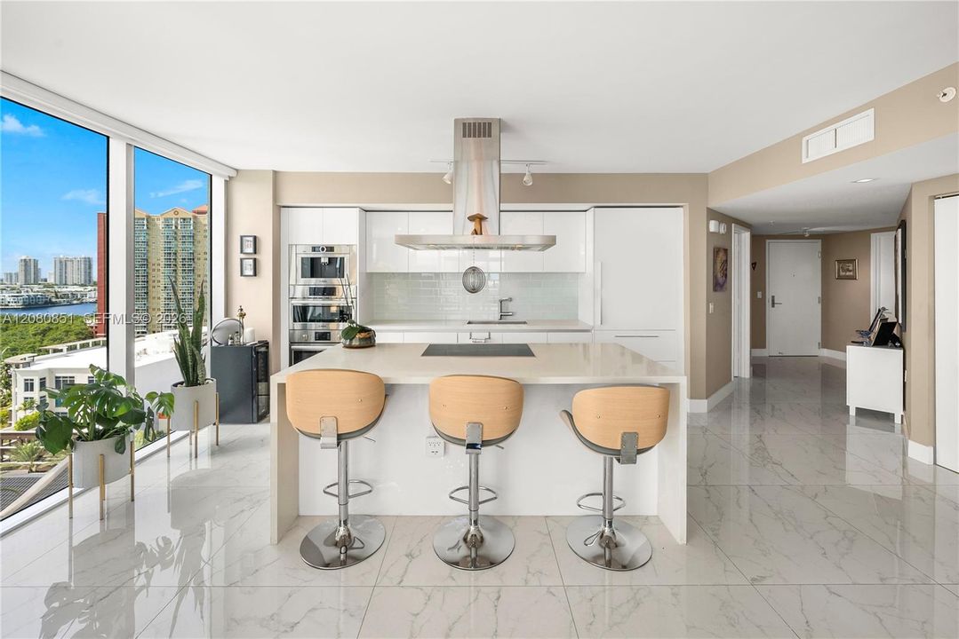 En Venta: $1,720,000 (3 camas, 3 baños, 1892 Pies cuadrados)