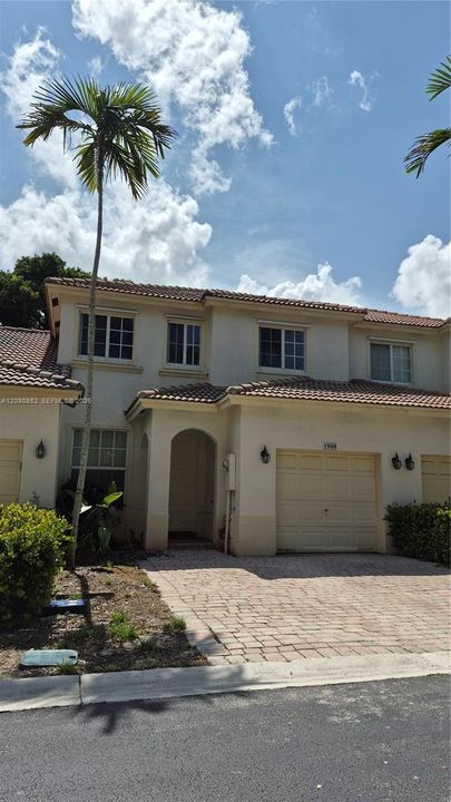 For Sale: $495,000 (3 beds, 3 baths, 1694 Square Feet)