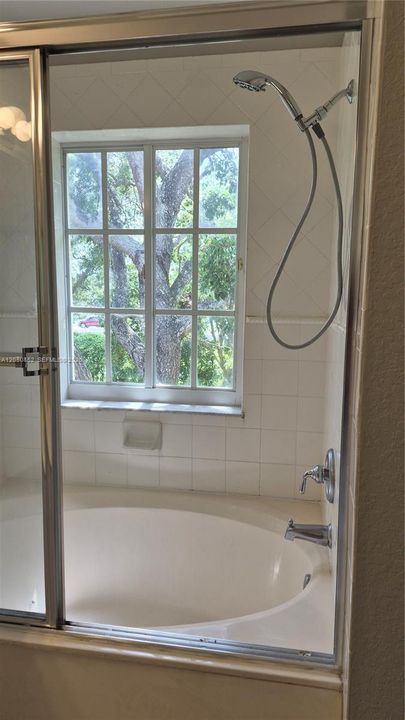 For Sale: $495,000 (3 beds, 3 baths, 1694 Square Feet)