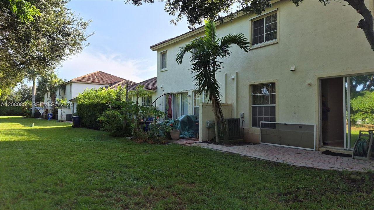 For Sale: $495,000 (3 beds, 3 baths, 1694 Square Feet)