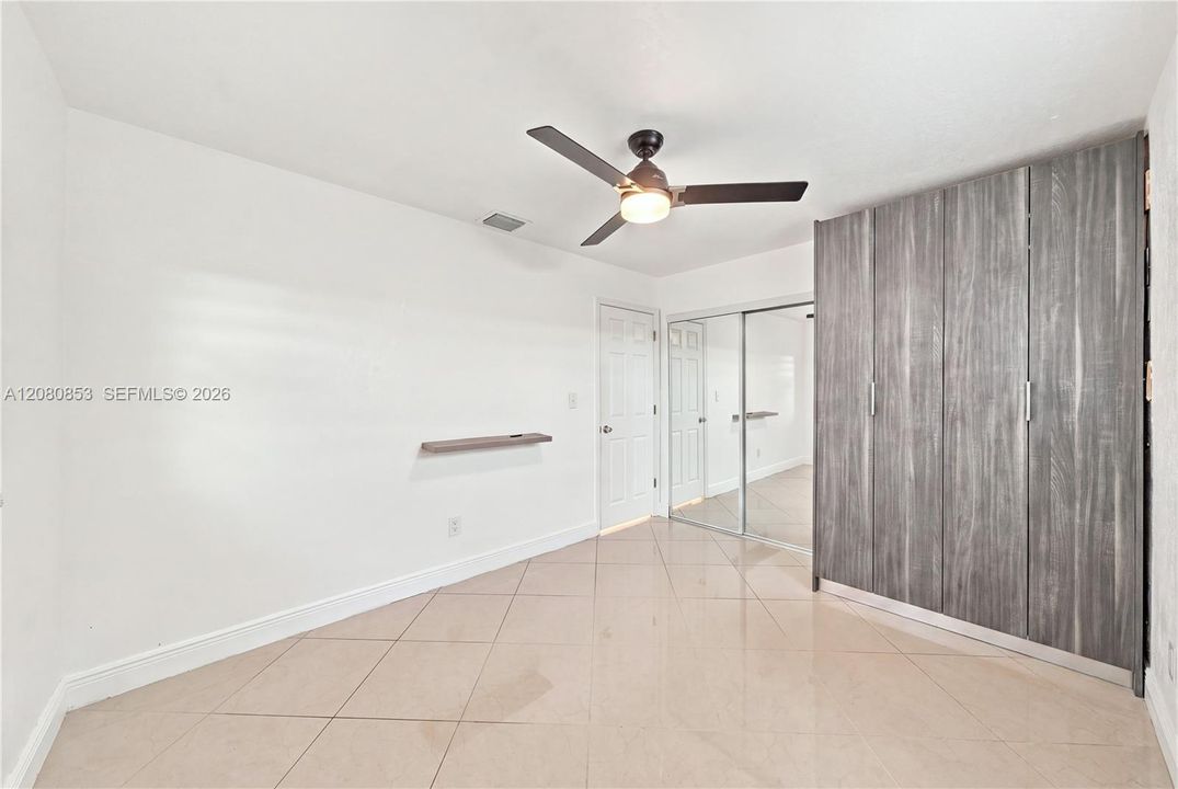 For Sale: $565,000 (3 beds, 2 baths, 1012 Square Feet)