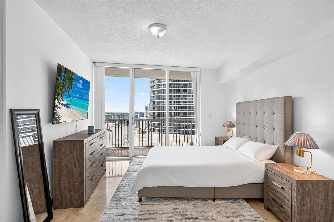 15-web-or-mls-Bedroom 3