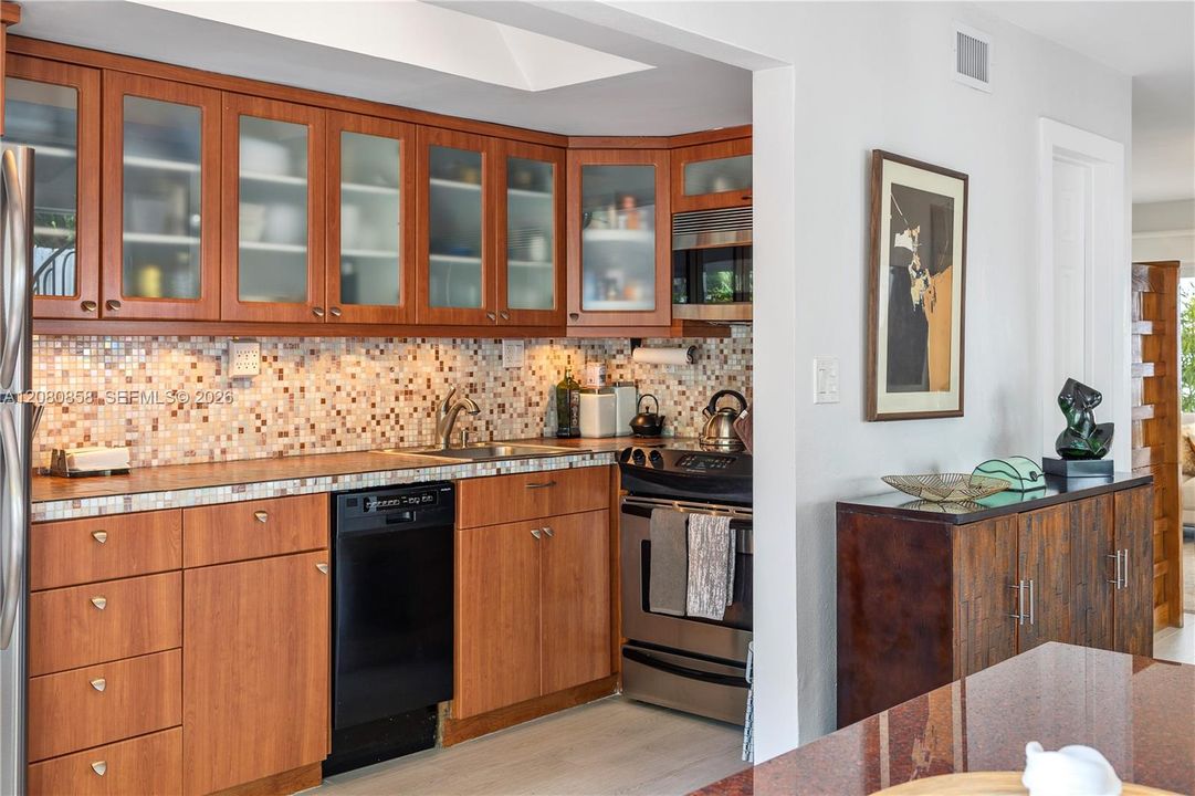 En Renta: $4,400 (2 camas, 2 baños, 950 Pies cuadrados)