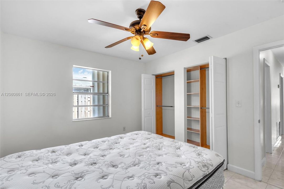 For Rent: $2,500 (2 beds, 2 baths, 1174 Square Feet)