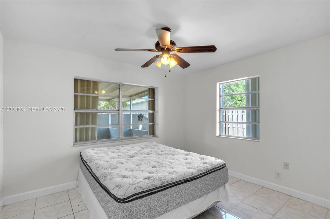 For Rent: $2,500 (2 beds, 2 baths, 1174 Square Feet)