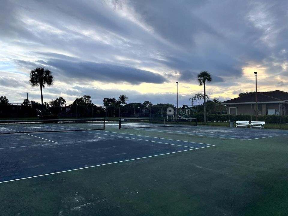 Tennis