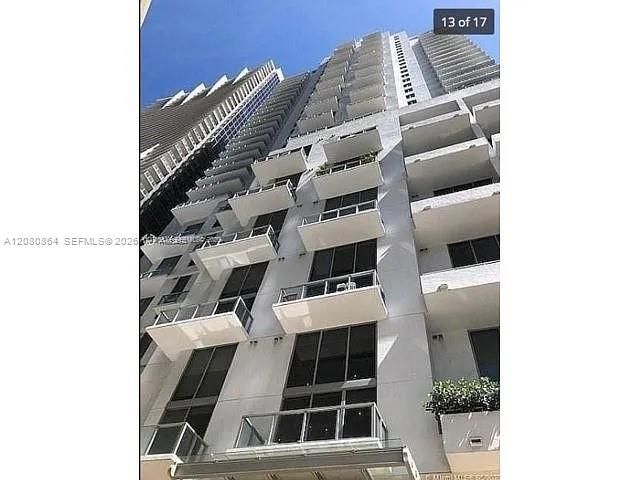 For Sale: $419,900 (1 beds, 1 baths, 1066 Square Feet)
