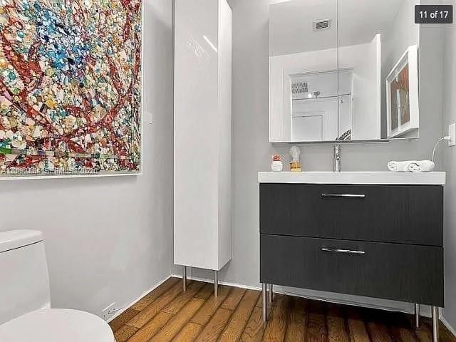 For Sale: $419,900 (1 beds, 1 baths, 1066 Square Feet)