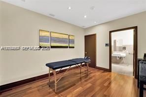 For Sale: $404,900 (1 beds, 1 baths, 1066 Square Feet)