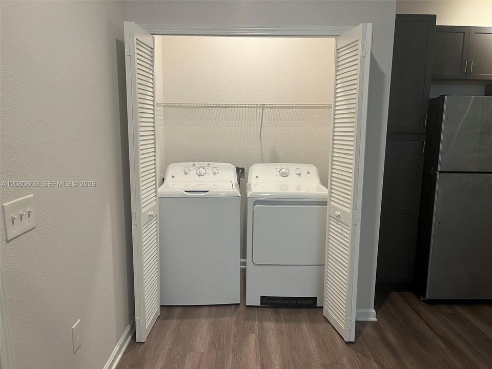 For Rent: $1,400 (3 beds, 2 baths, 1175 Square Feet)
